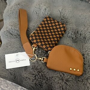 Pretty Simple Tan Multi-Piece Key & Card Holder Set